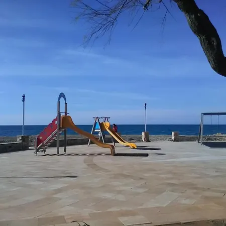 A Pochi Metri Dal Mare بيت للعطل